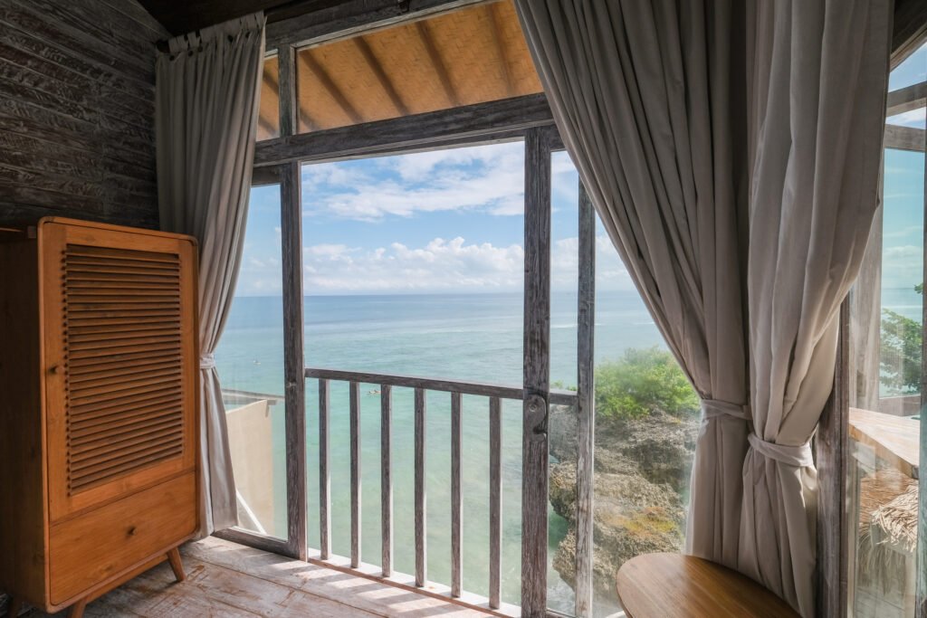 Cliff Deluxe Apartment - House of Reservations9